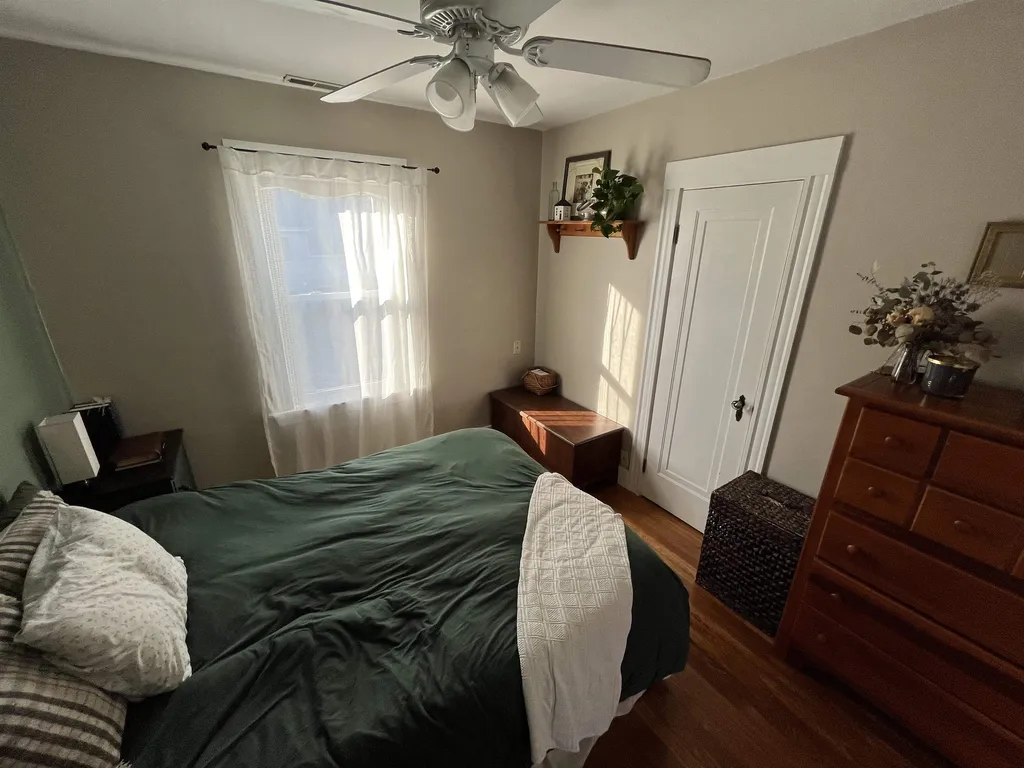 64 Sawyer Street Nashua NH 03060