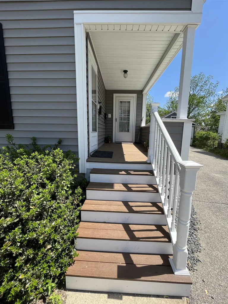 64 Sawyer Street Nashua NH 03060