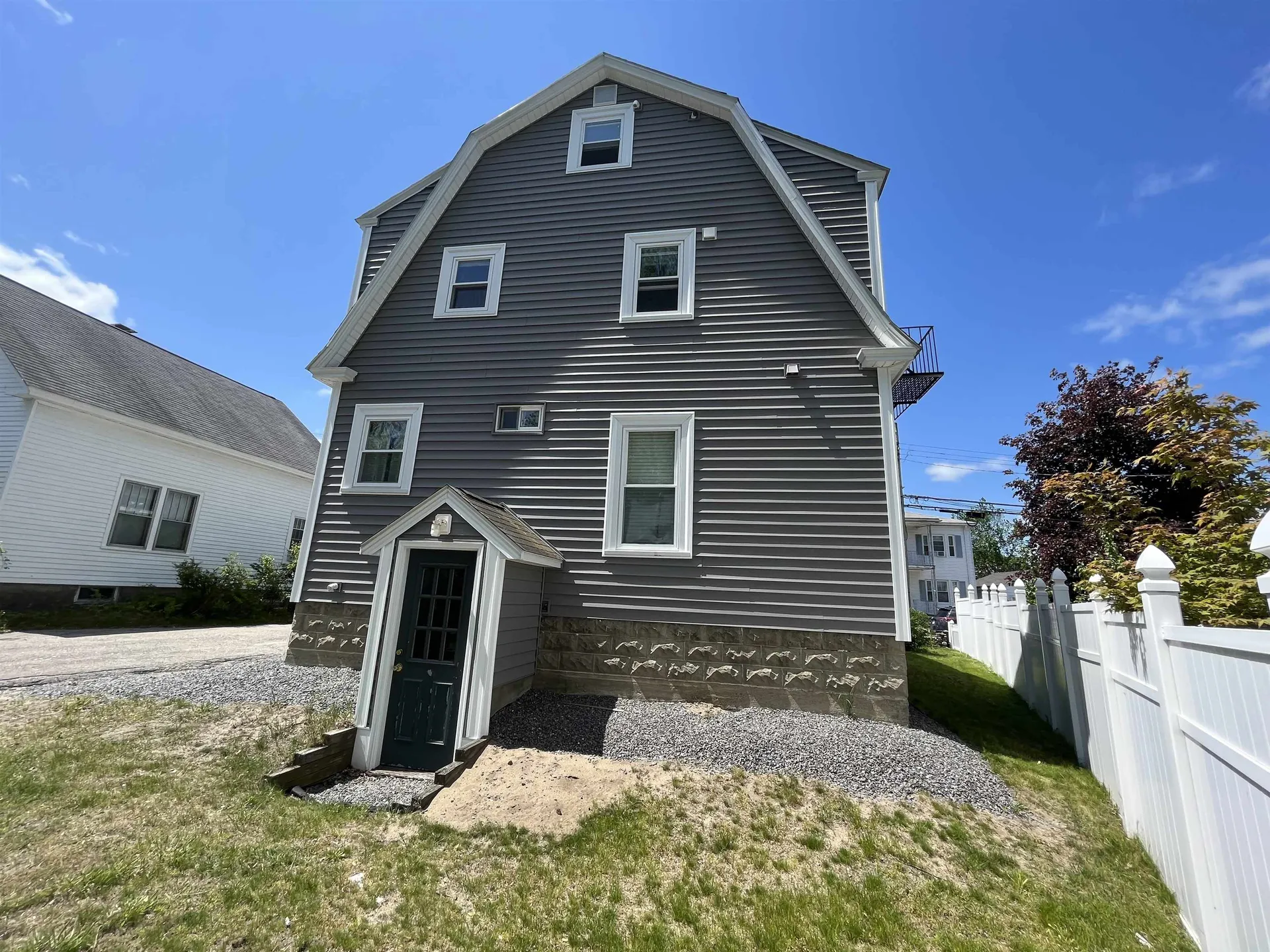 64 Sawyer Street Nashua NH 03060