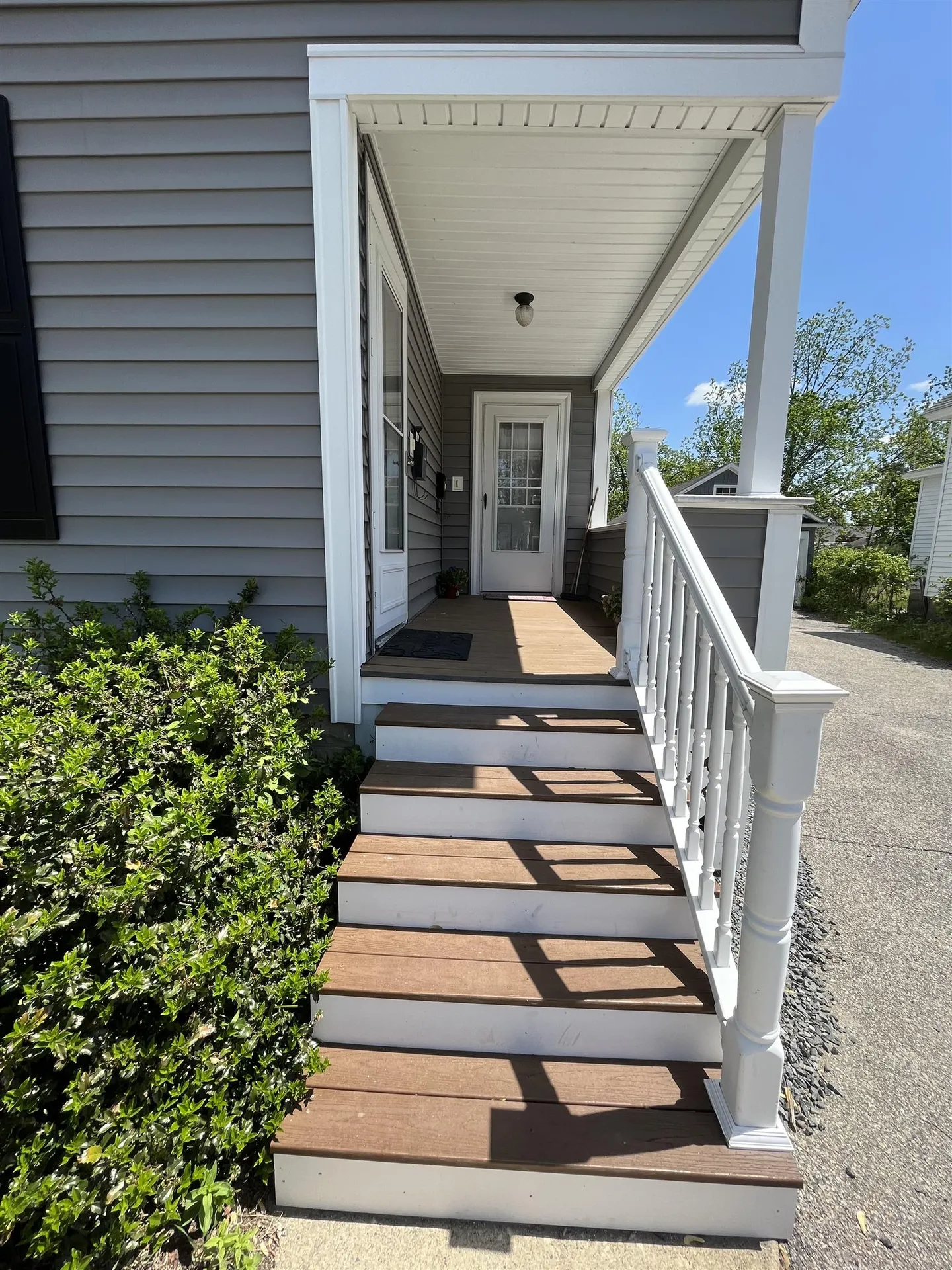 64 Sawyer Street Nashua NH 03060