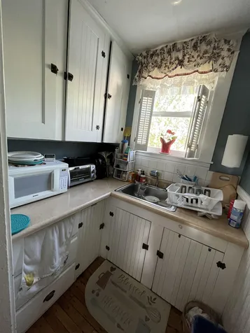 64 Sawyer Street Nashua NH 03060