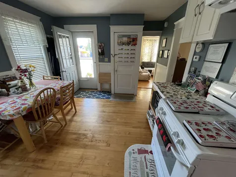 64 Sawyer Street Nashua NH 03060