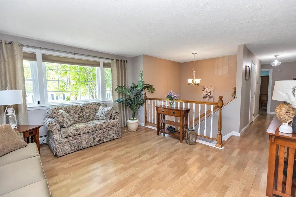 444 Blevens Drive Manchester NH 03104