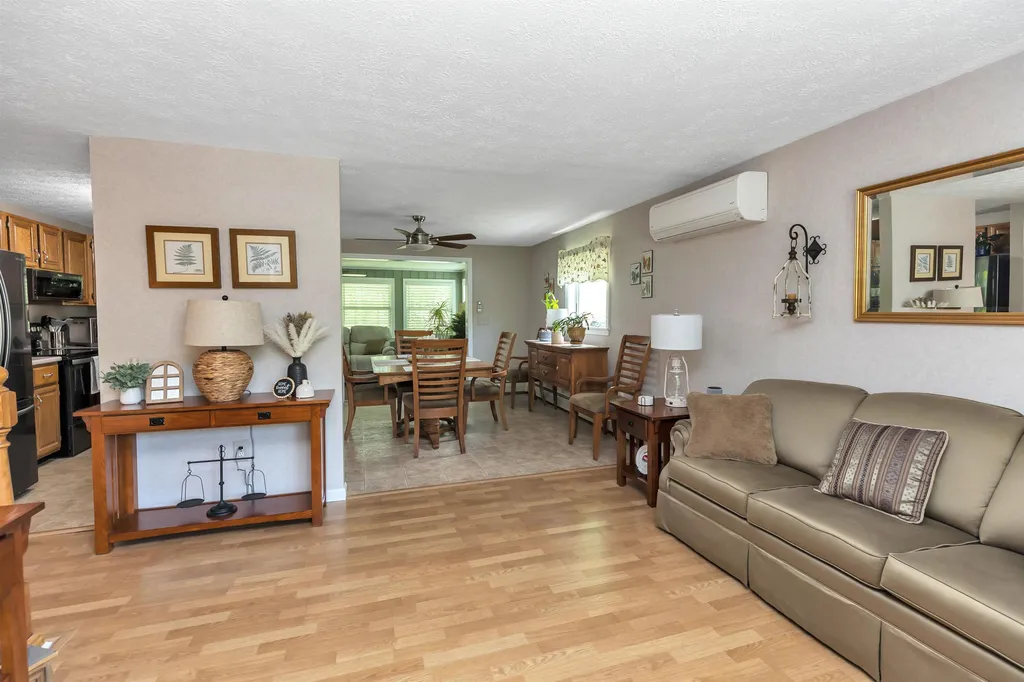 444 Blevens Drive Manchester NH 03104