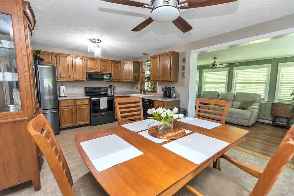 444 Blevens Drive Manchester NH 03104