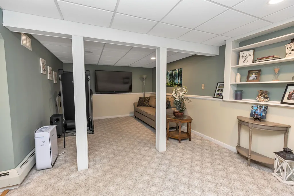 444 Blevens Drive Manchester NH 03104