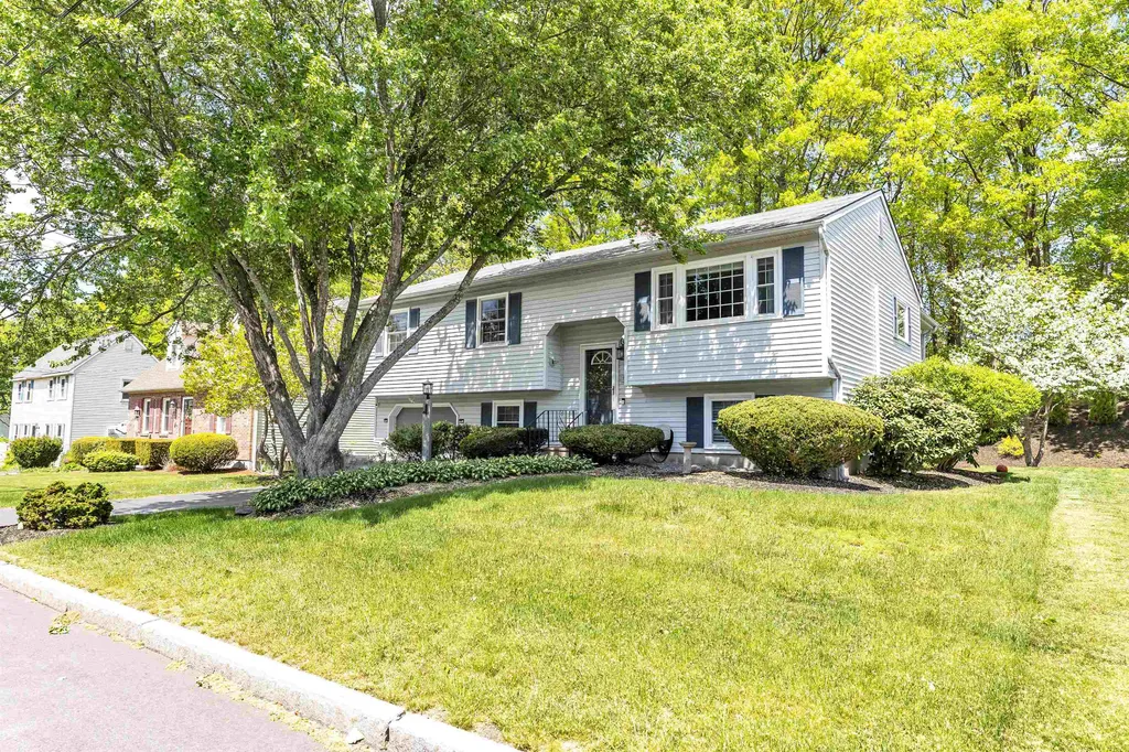 444 Blevens Drive Manchester NH 03104