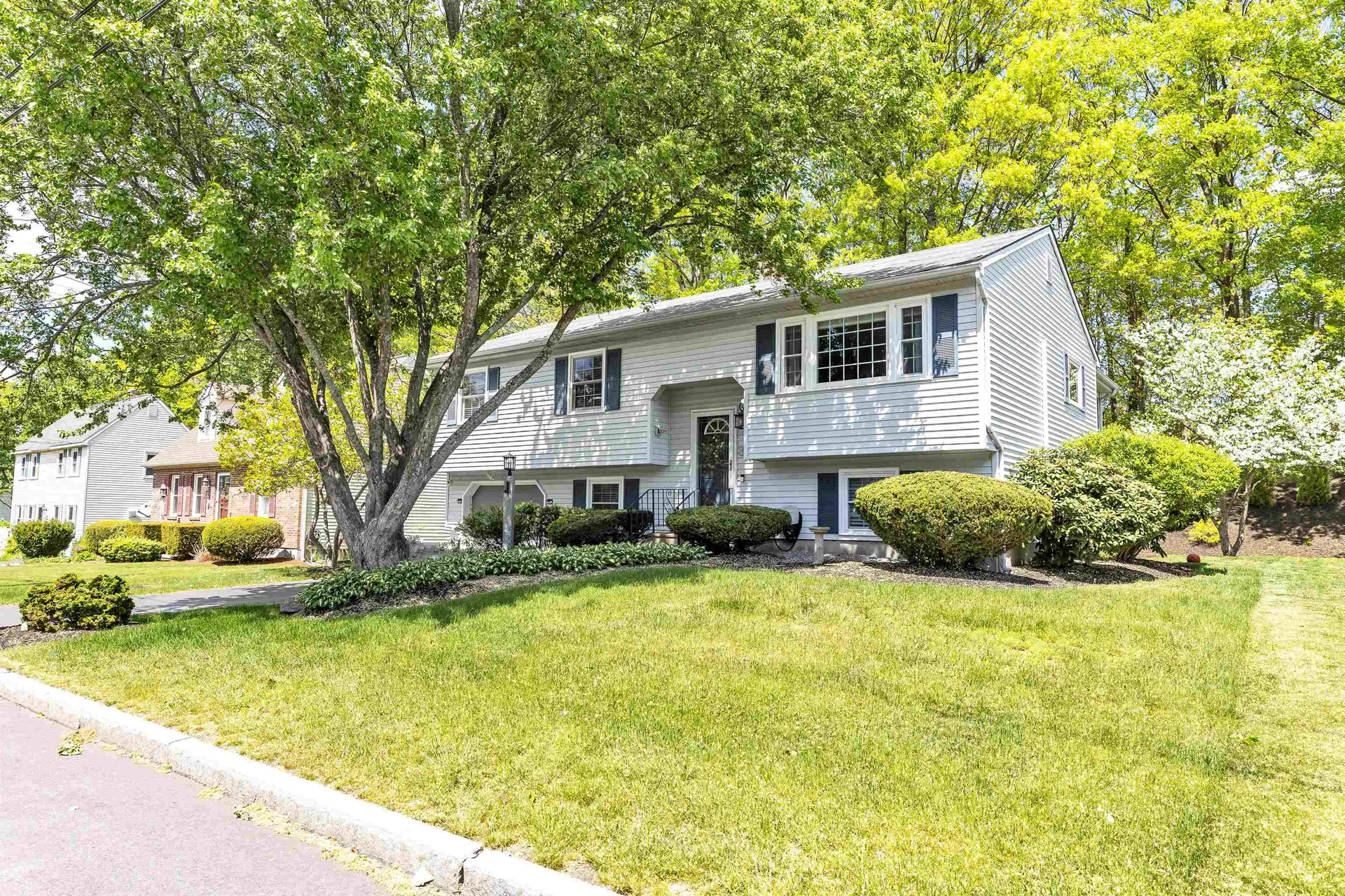 444 Blevens Drive Manchester NH 03104