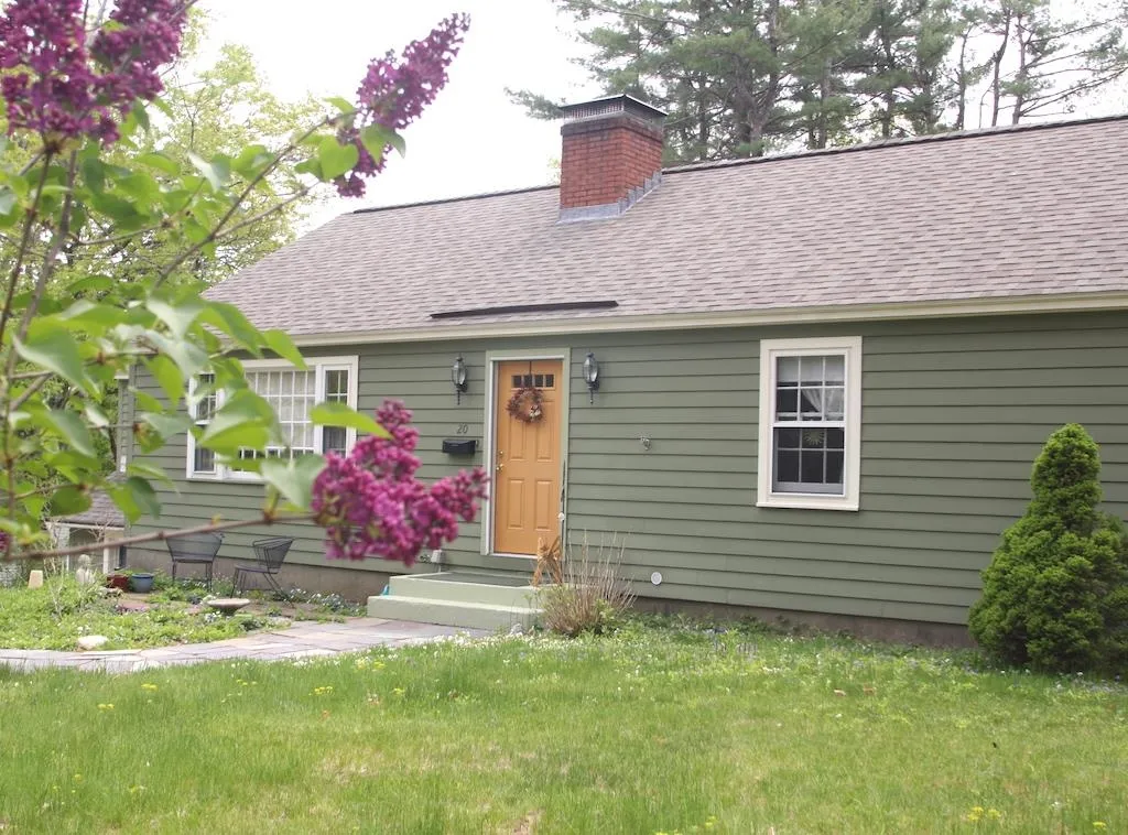 20 Laurel Street Peterborough NH 03458-1436