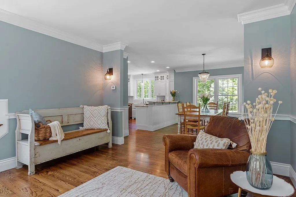 49 London Bridge Road Windham NH 03087