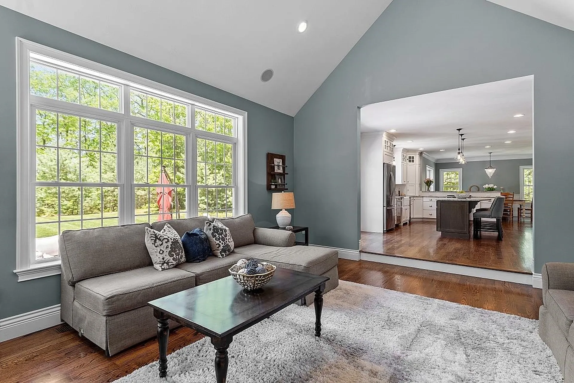 49 London Bridge Road Windham NH 03087
