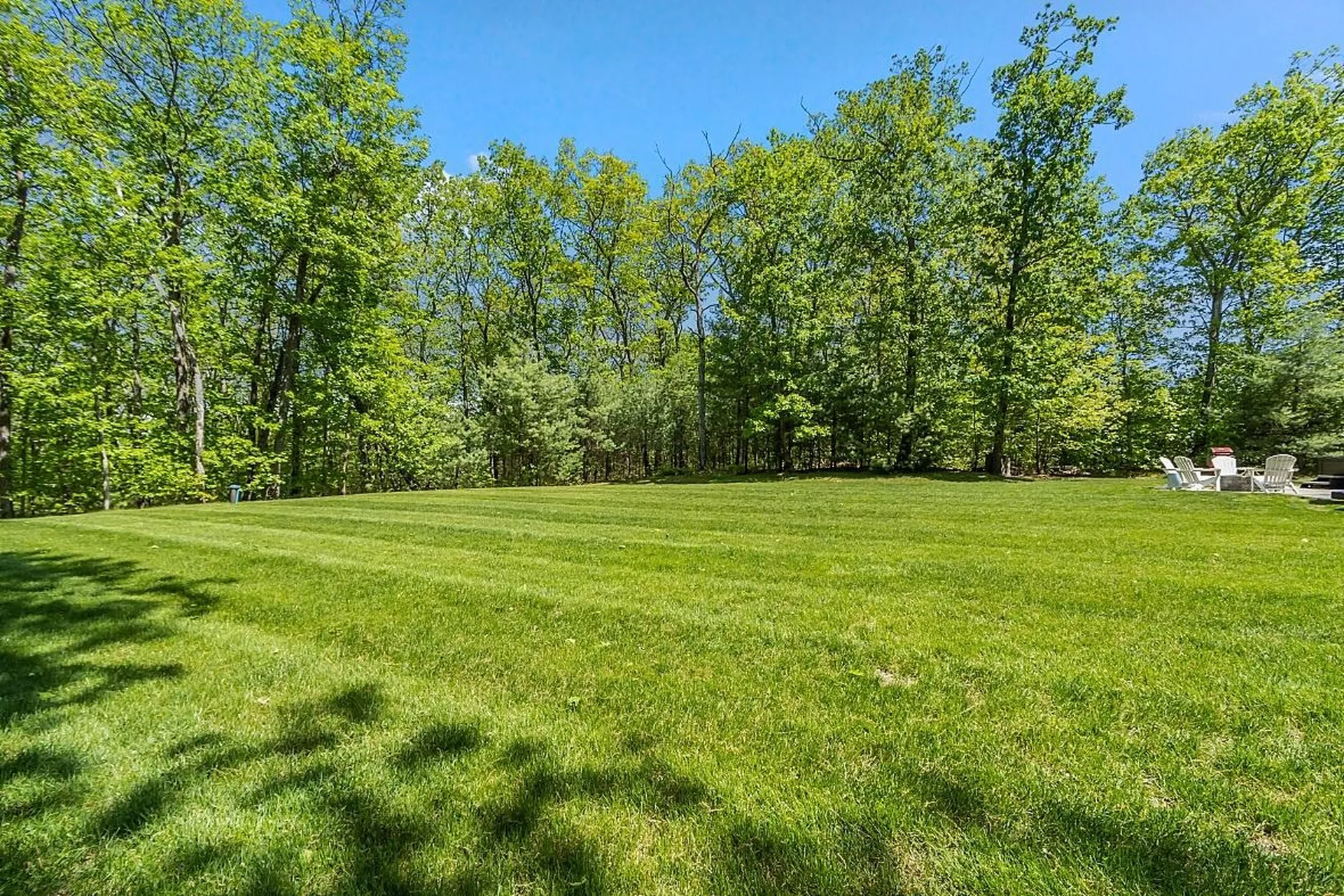49 London Bridge Road Windham NH 03087