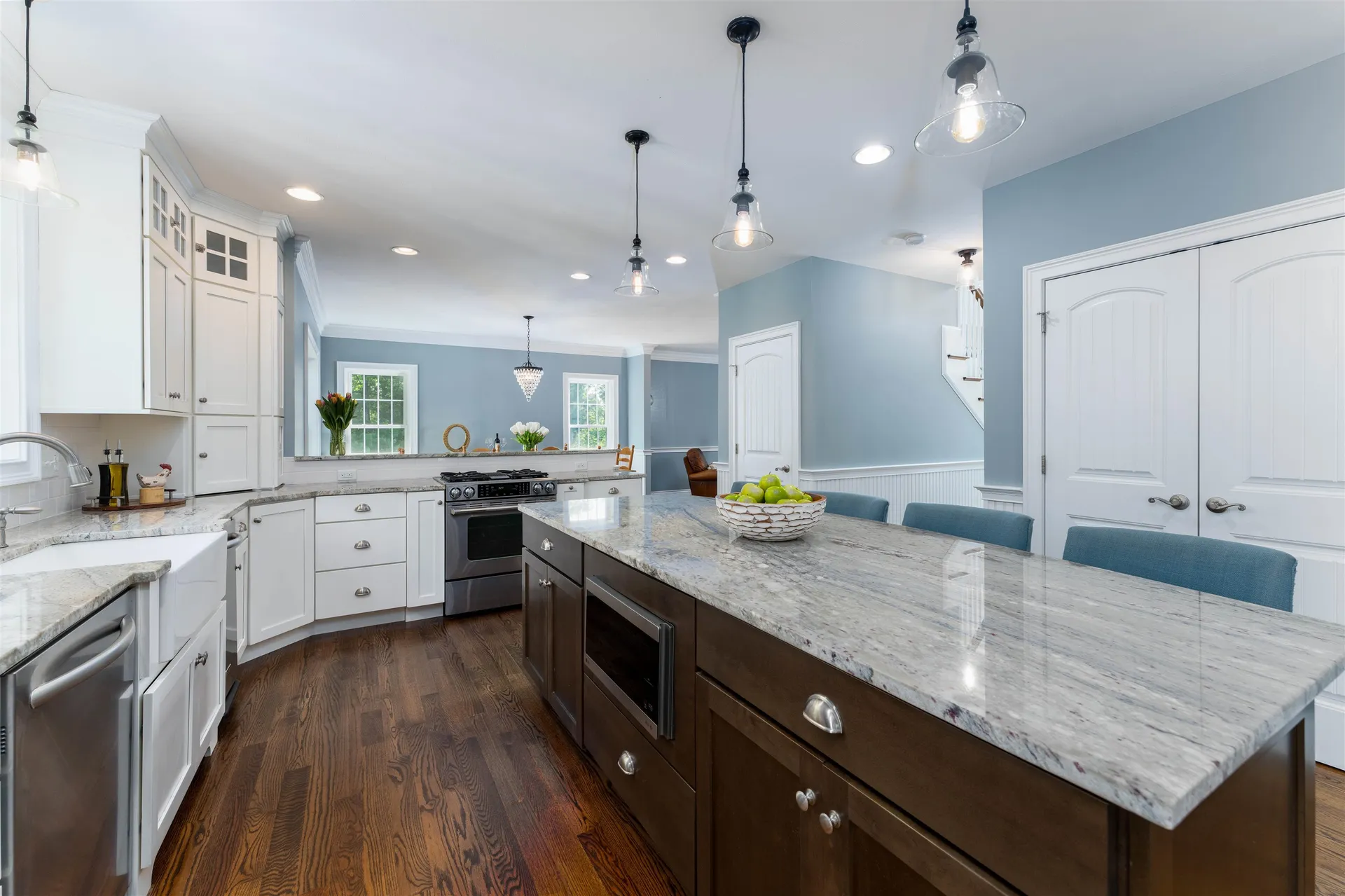 49 London Bridge Road Windham NH 03087
