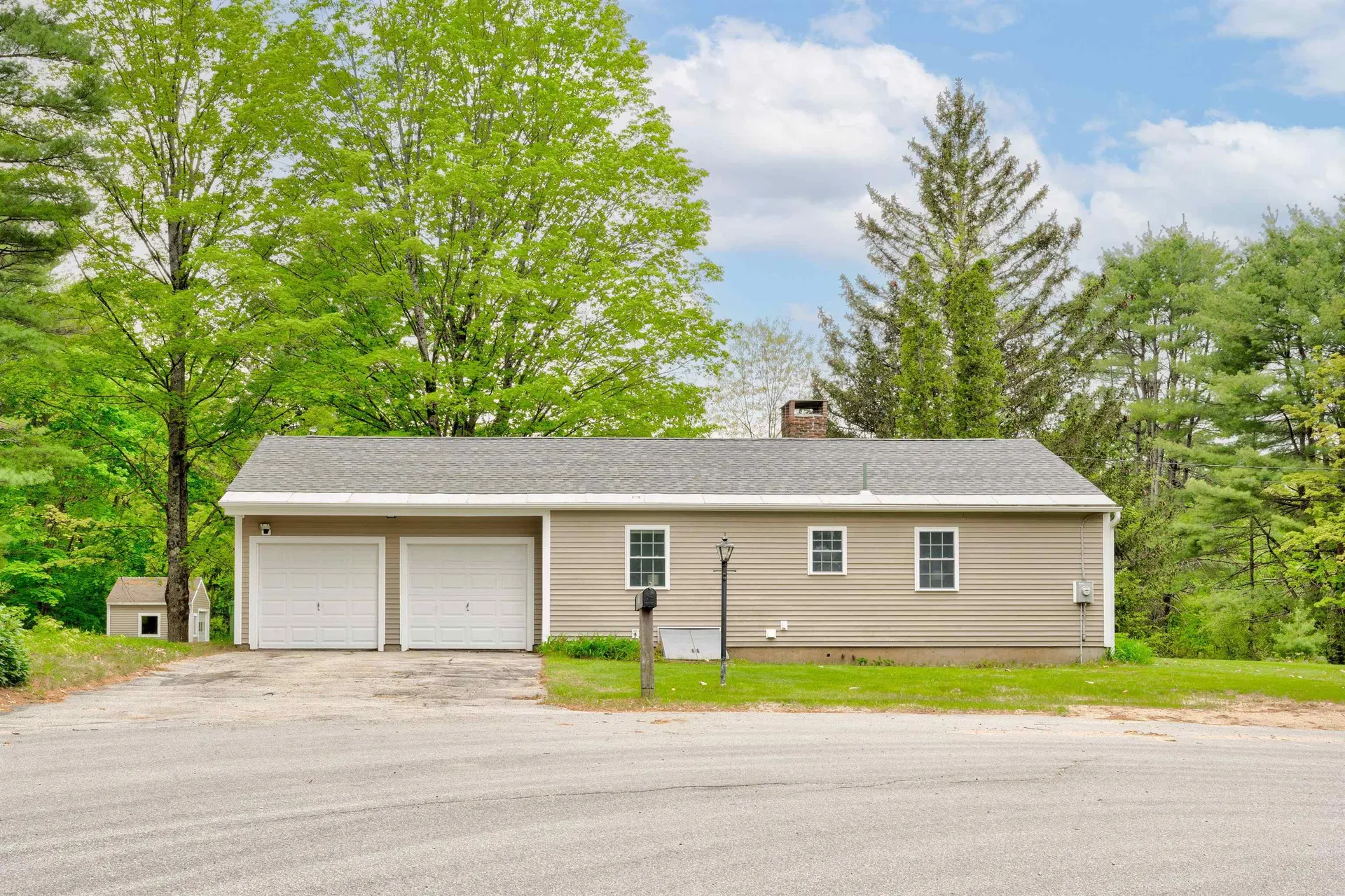 70 Red Pine Drive Bow NH 03304