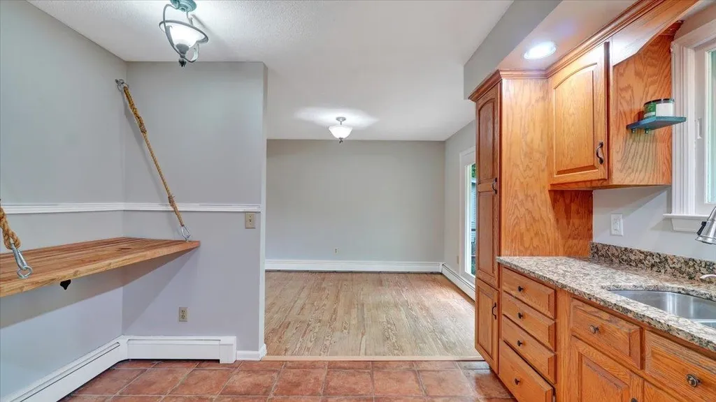 7 Scotsdale Road South Burlington VT 05403