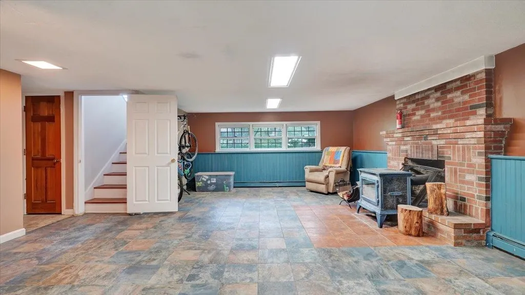 7 Scotsdale Road South Burlington VT 05403