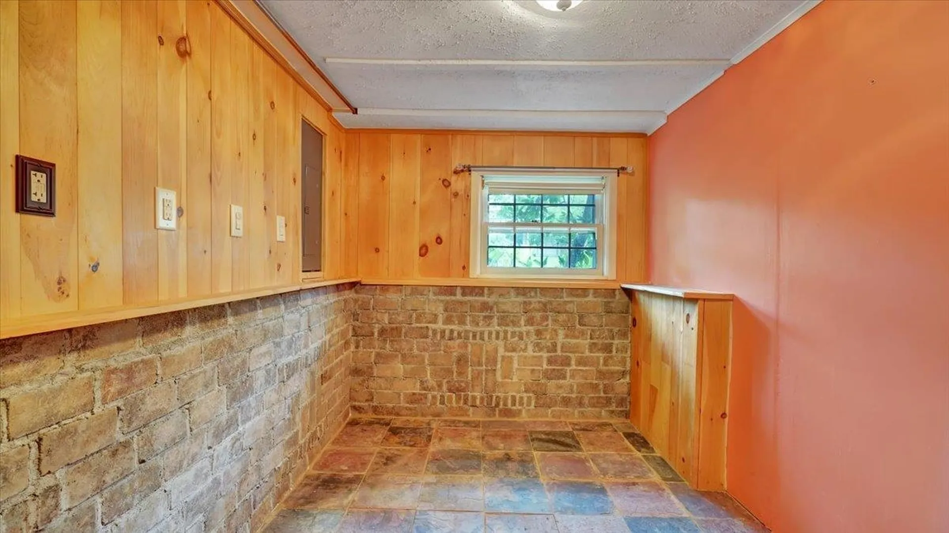 7 Scotsdale Road South Burlington VT 05403