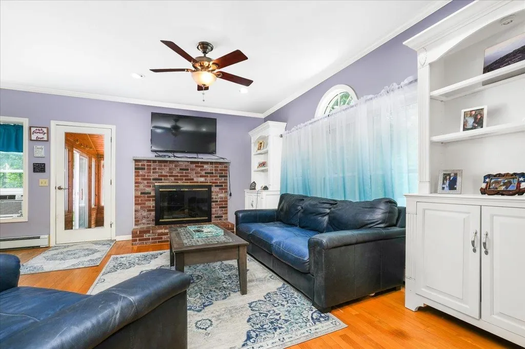 15 Longview Drive Bow NH 03304