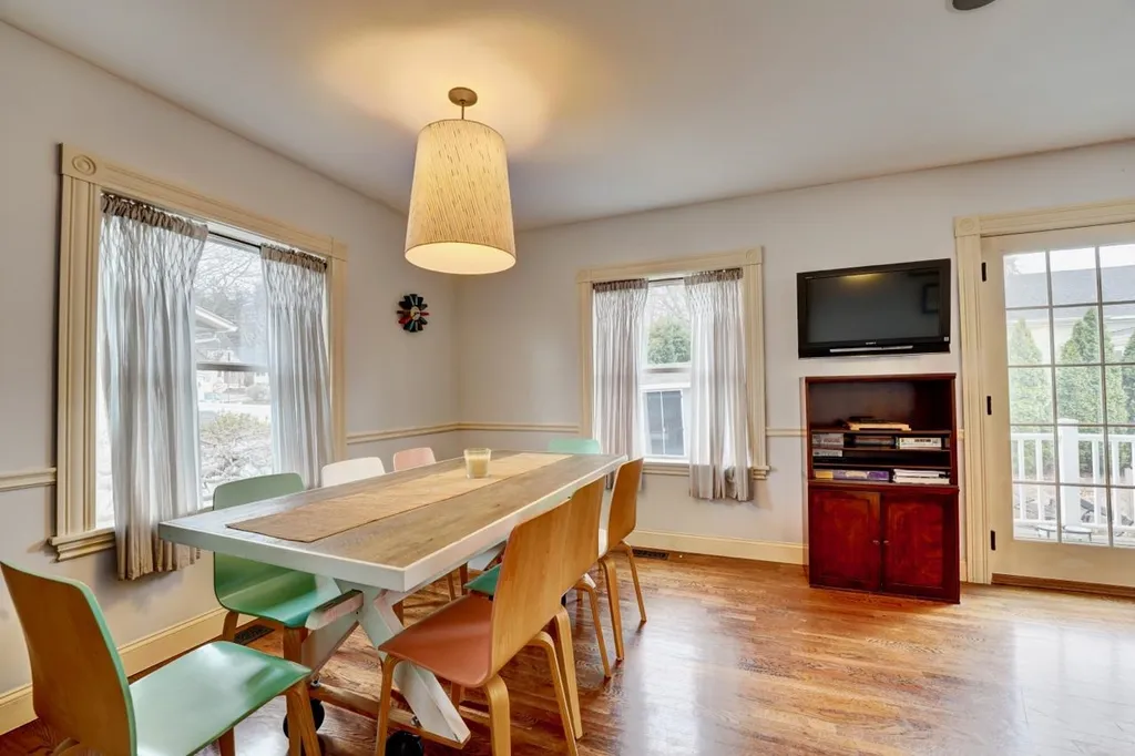 38 Willard Avenue Portsmouth NH 03801