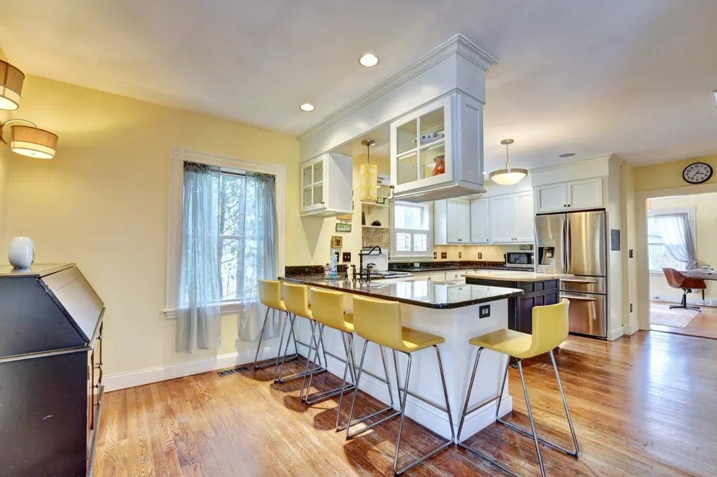 38 Willard Avenue Portsmouth NH 03801