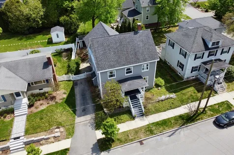 38 Willard Avenue Portsmouth NH 03801