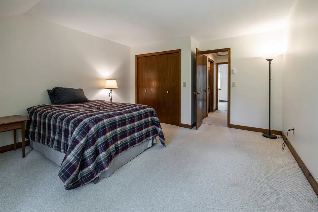 86 Woodhaven Drive Hartford VT 05001