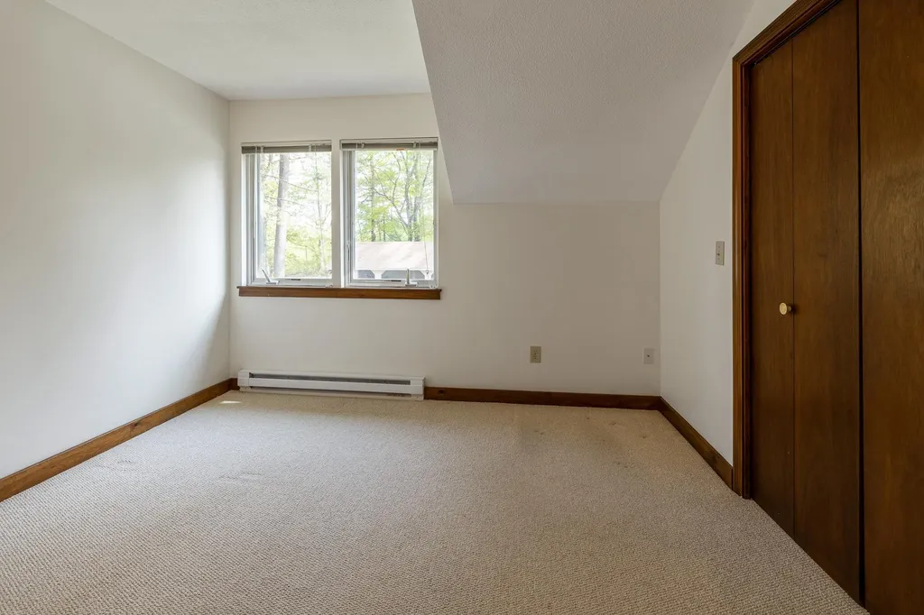 86 Woodhaven Drive Hartford VT 05001