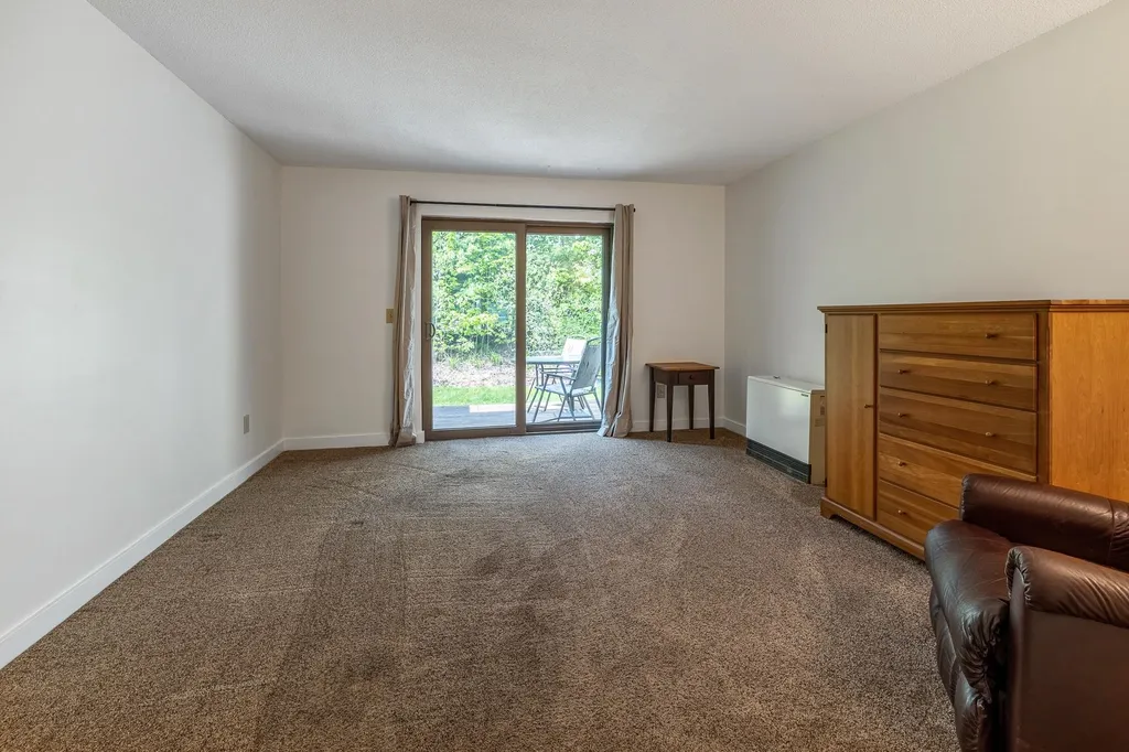 86 Woodhaven Drive Hartford VT 05001