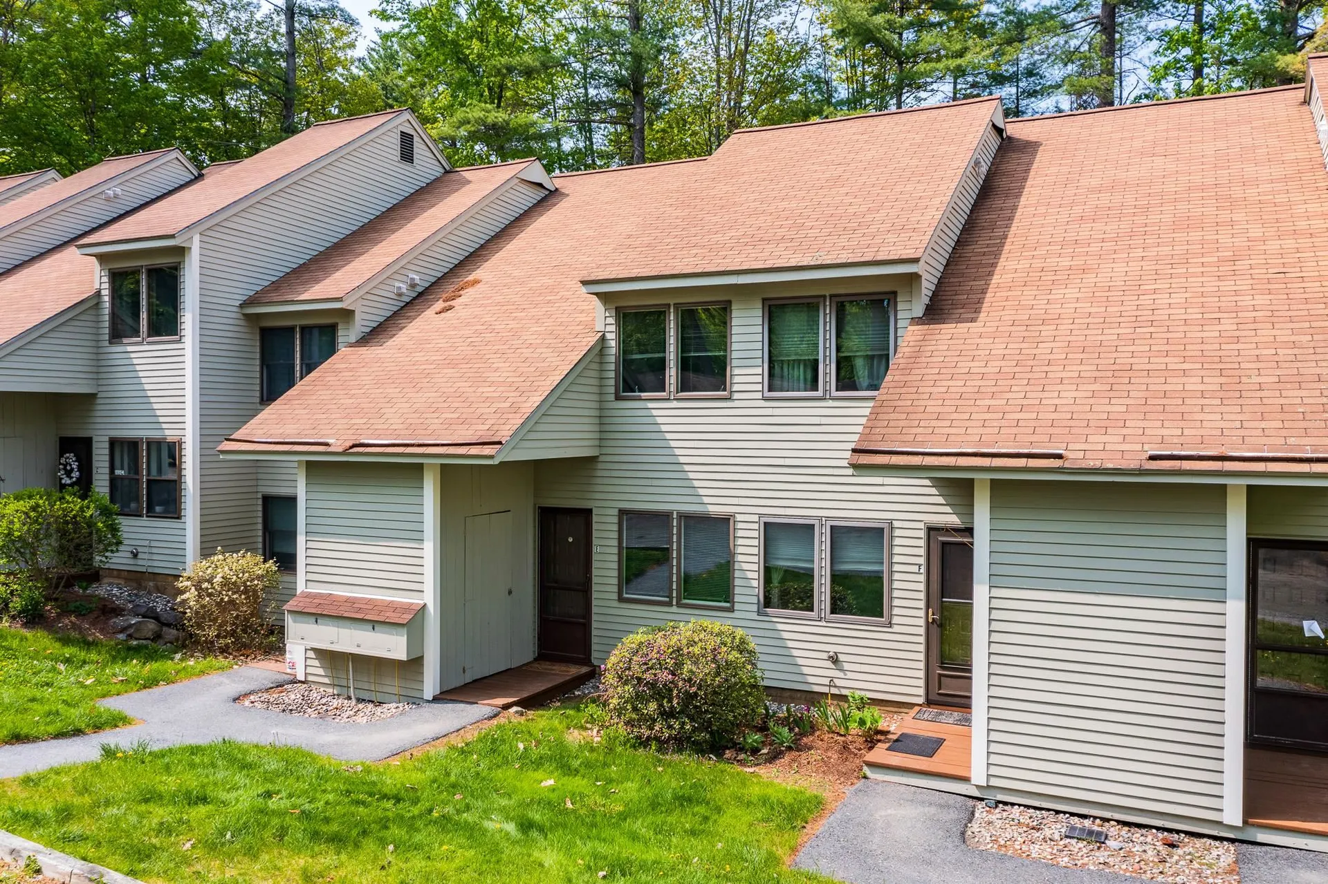 86 Woodhaven Drive Hartford VT 05001