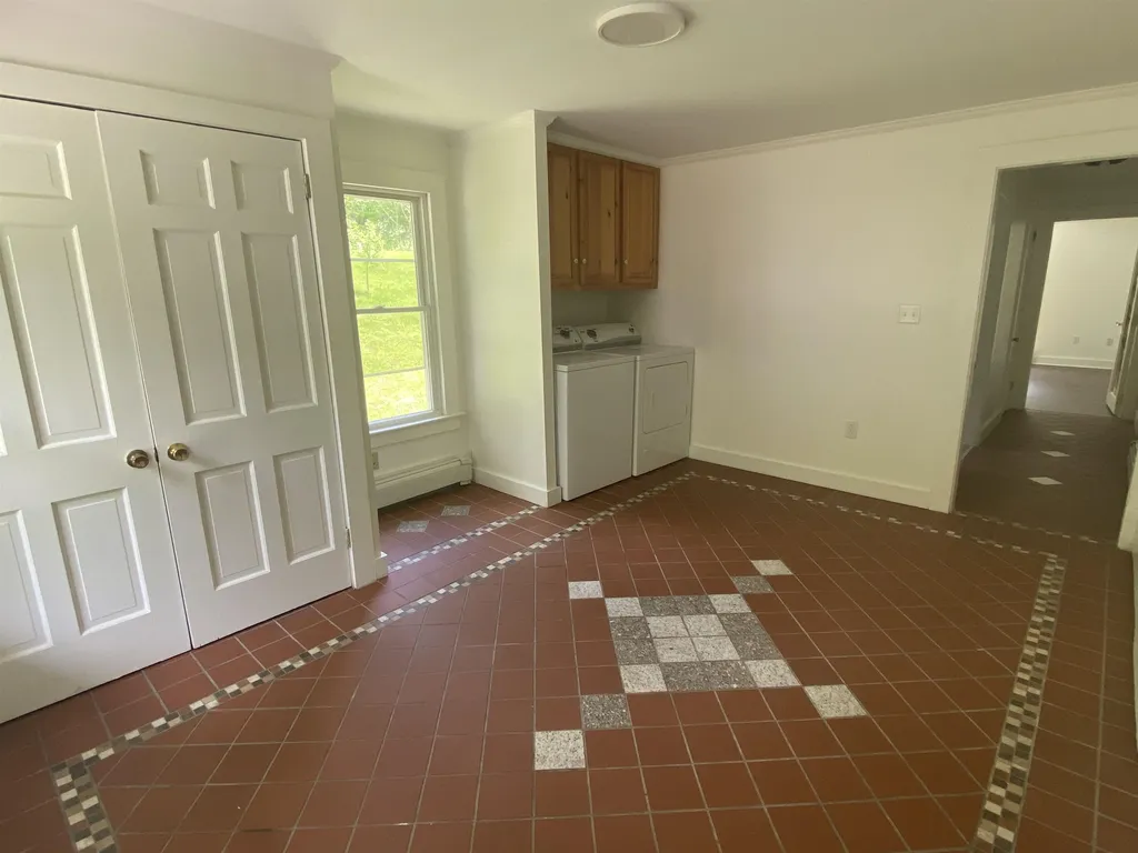 1083 Shackett Road Leicester VT 05733