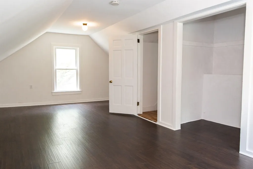 1083 Shackett Road Leicester VT 05733