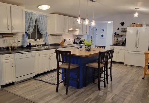 15 Pine Grove Road Belmont NH 03220