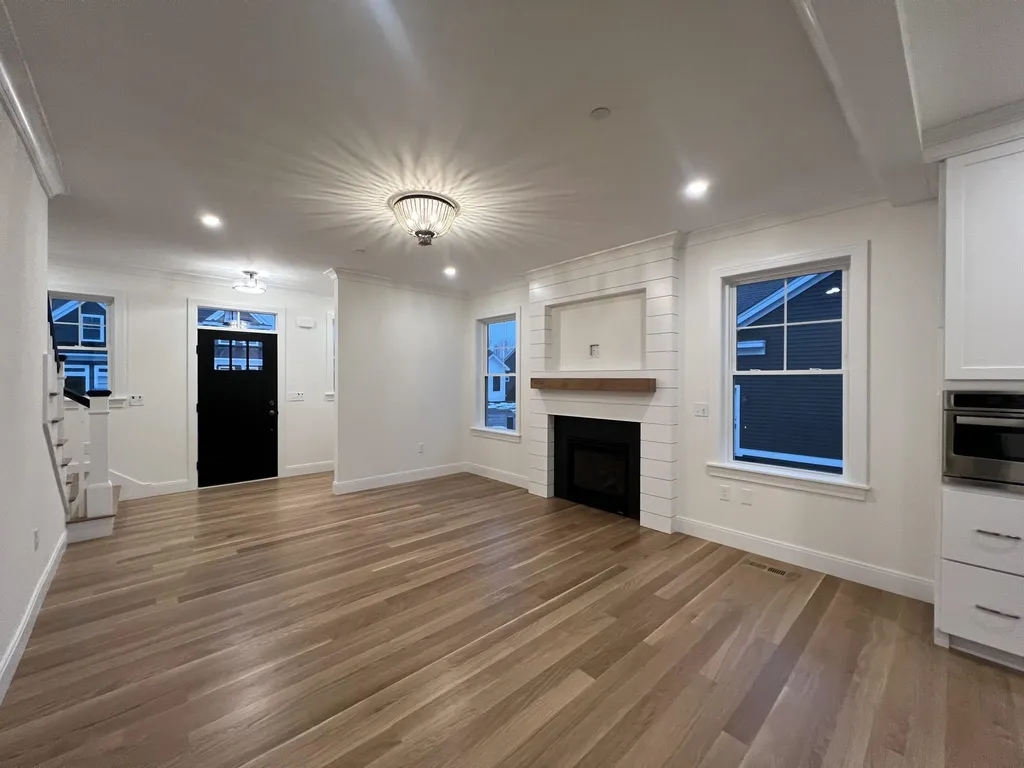 126 Sage Lane Portsmouth NH 03801
