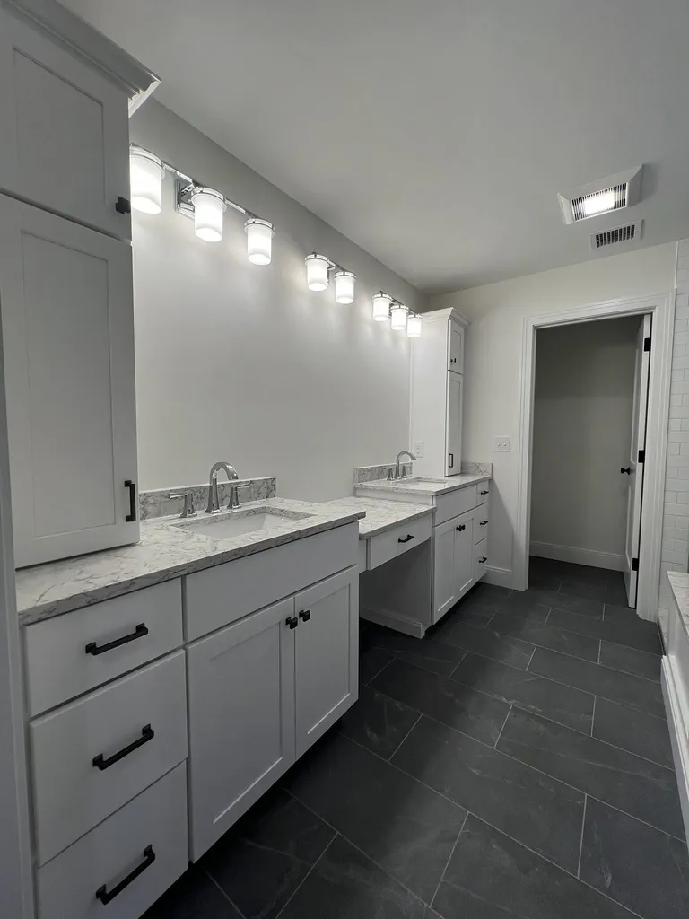 126 Sage Lane Portsmouth NH 03801