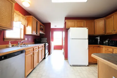 35 Overlook Circle St. Johnsbury VT 05819