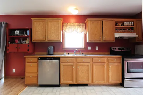 35 Overlook Circle St. Johnsbury VT 05819