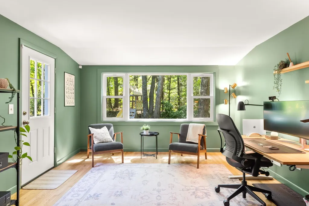 30 Shelburne Road Nashua NH 03063