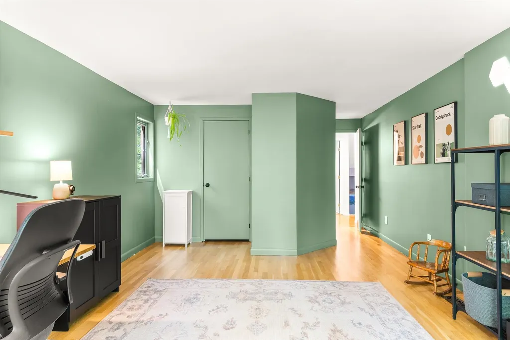 30 Shelburne Road Nashua NH 03063