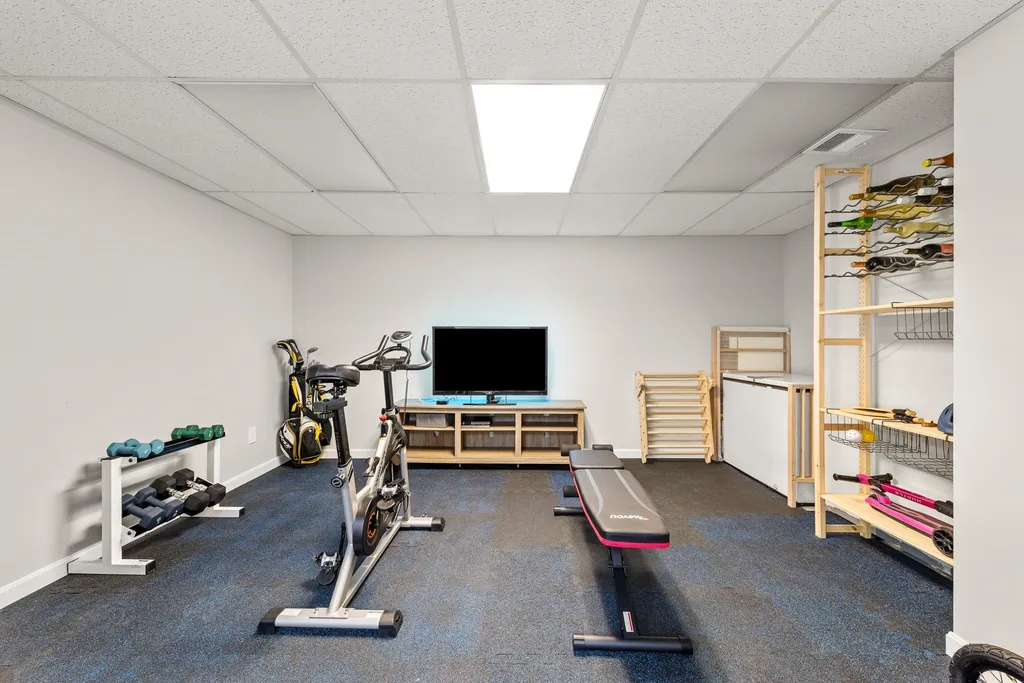30 Shelburne Road Nashua NH 03063