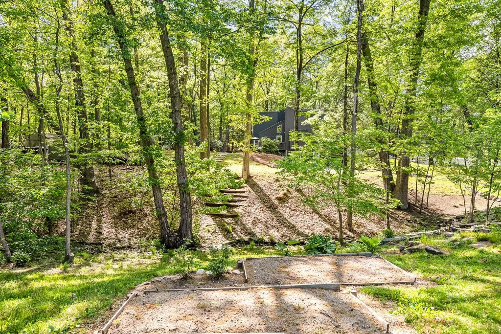 30 Shelburne Road Nashua NH 03063