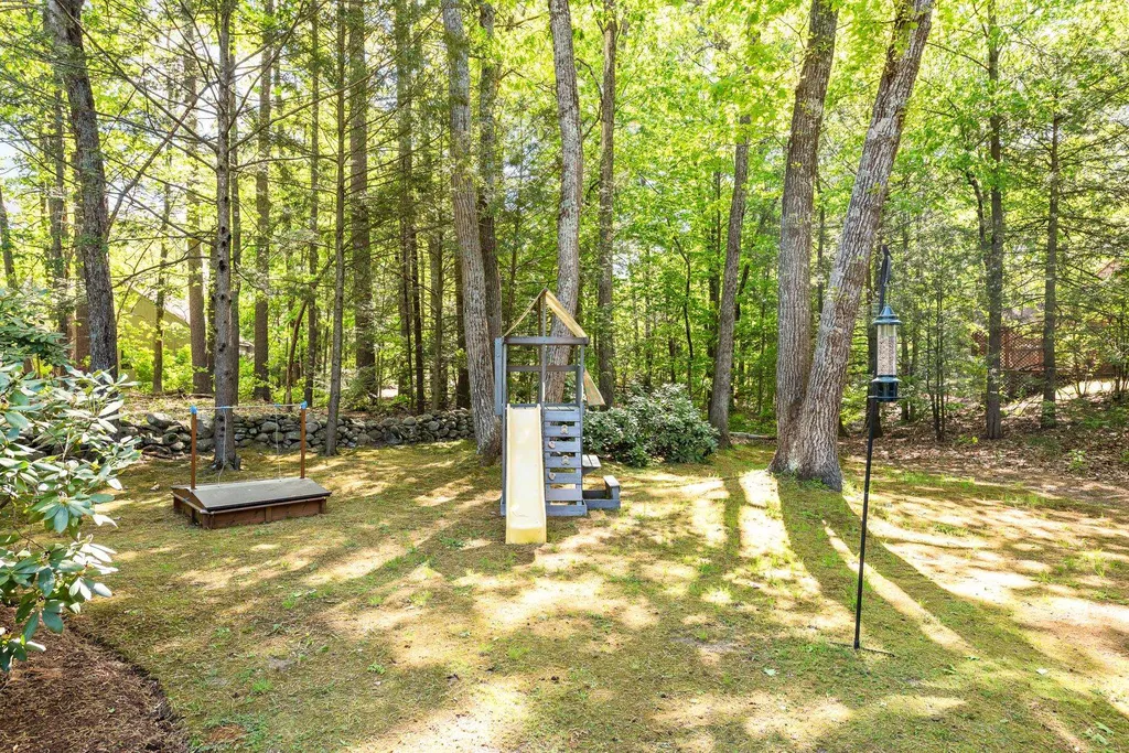 30 Shelburne Road Nashua NH 03063