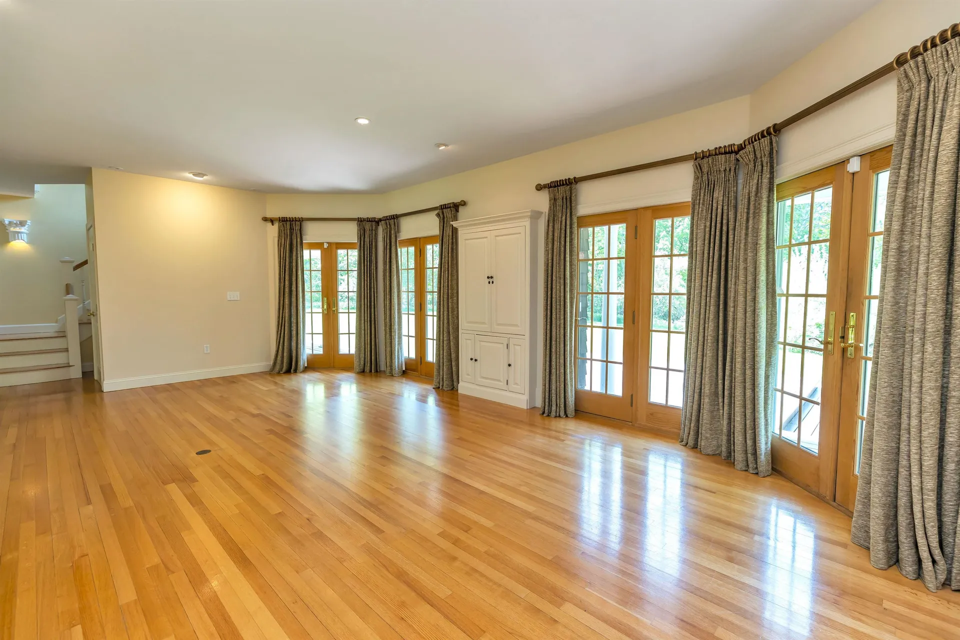 95 N Pepperell Road Hollis NH 03049