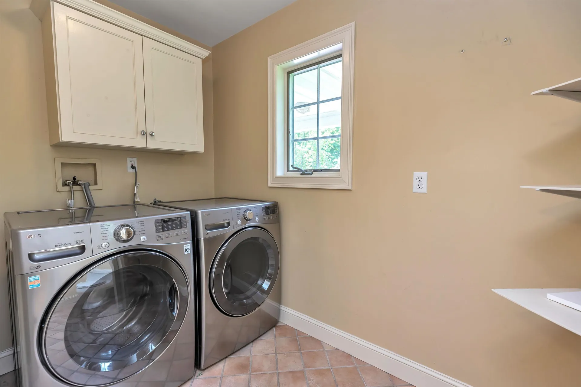 95 N Pepperell Road Hollis NH 03049