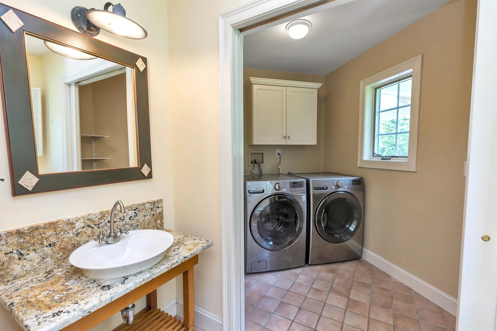 95 N Pepperell Road Hollis NH 03049