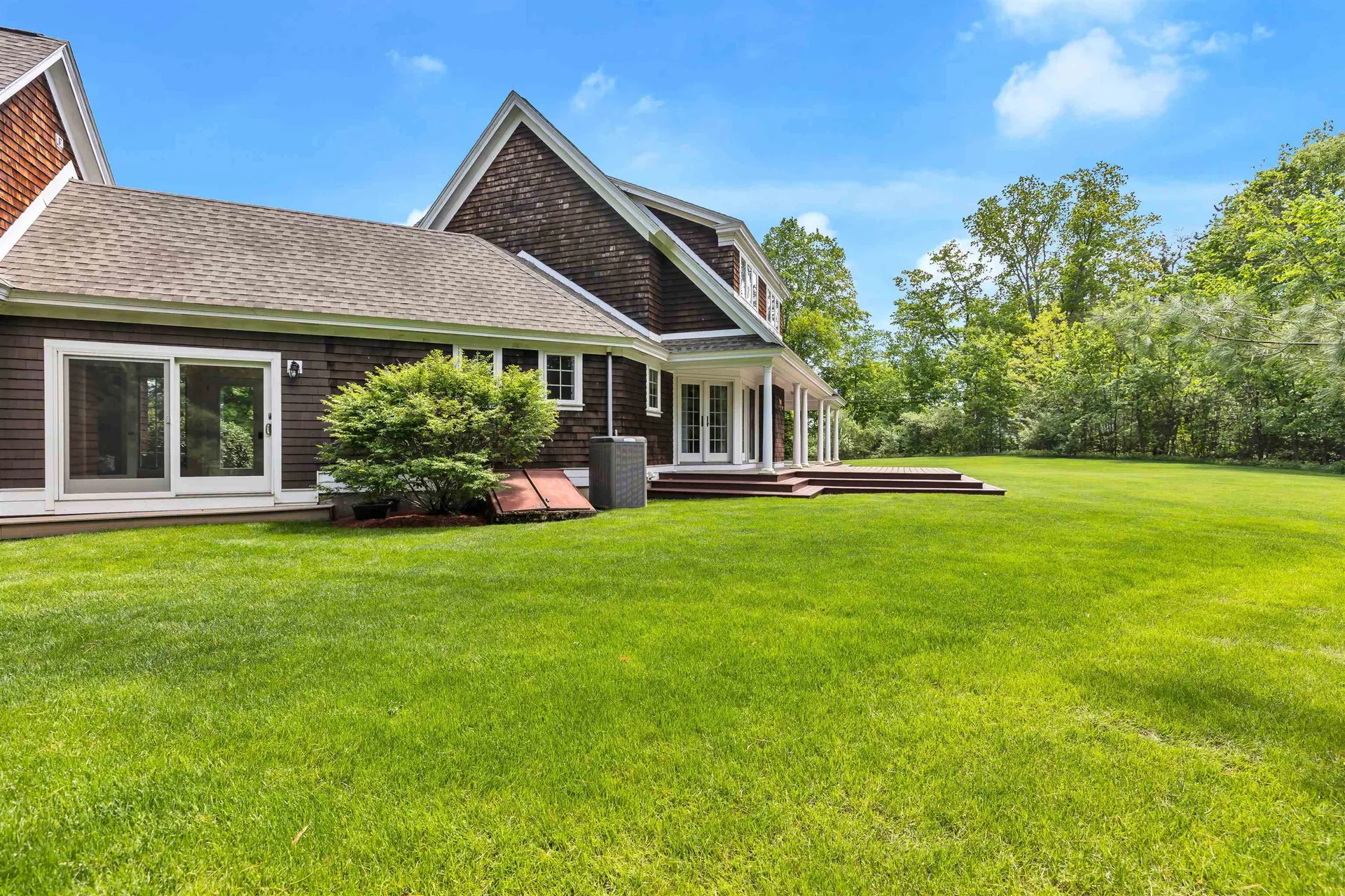 95 N Pepperell Road Hollis NH 03049