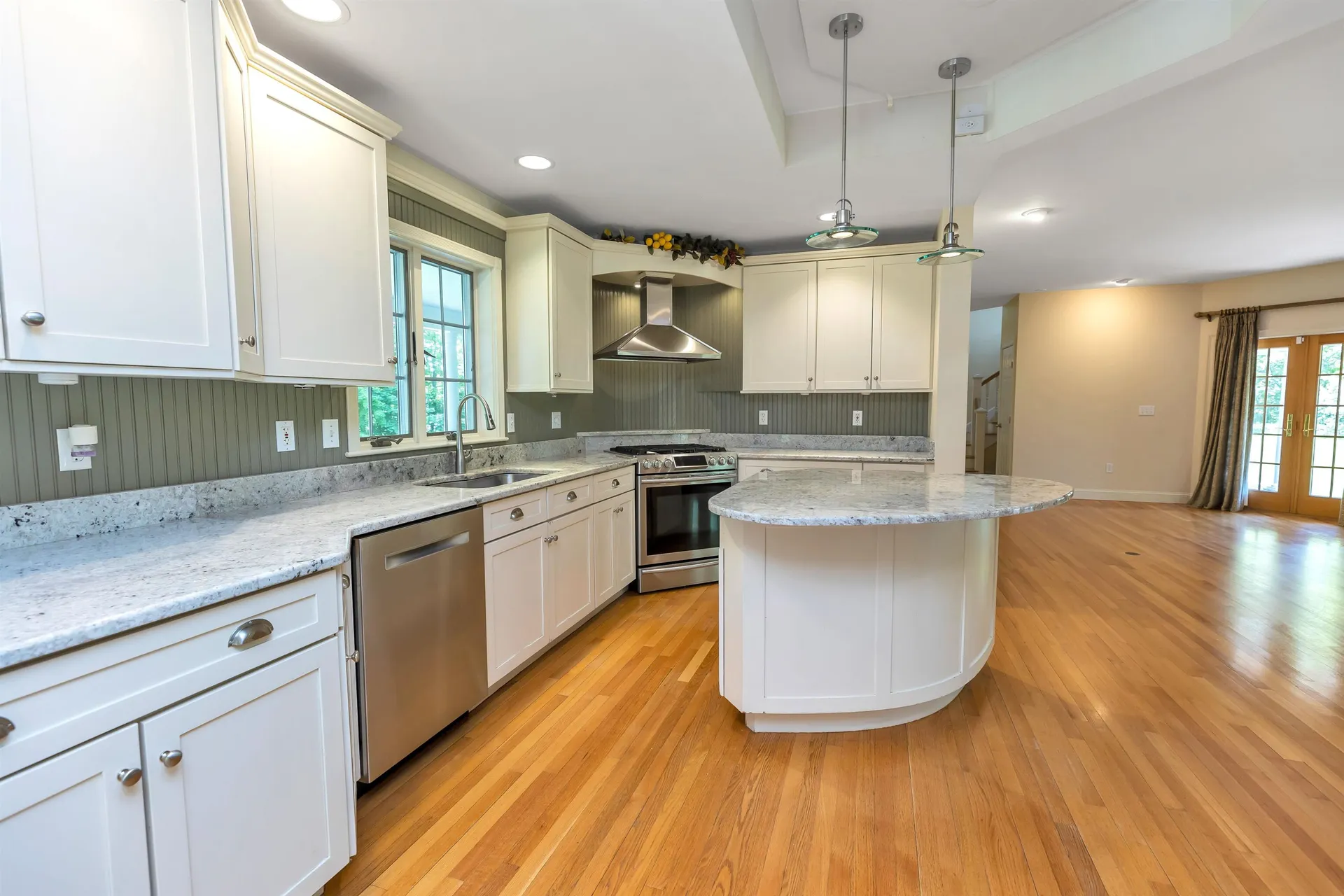 95 N Pepperell Road Hollis NH 03049