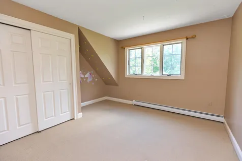 95 N Pepperell Road Hollis NH 03049
