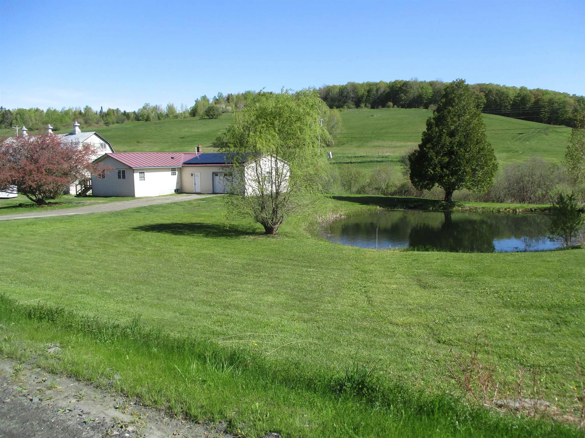 1712 Northfield Road Brookfield VT 05036