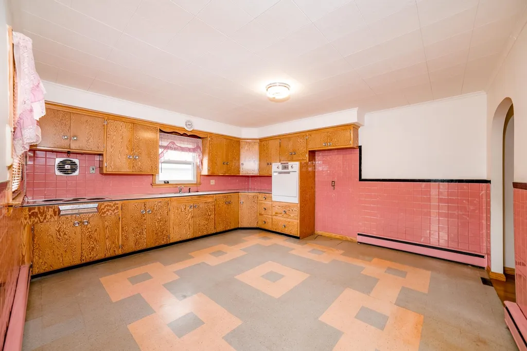 337 Champlain Street Berlin NH 03570