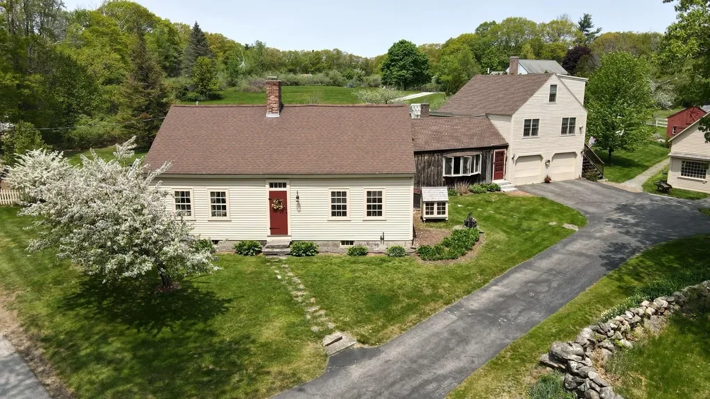 78 Tater Street Mont Vernon NH 03057